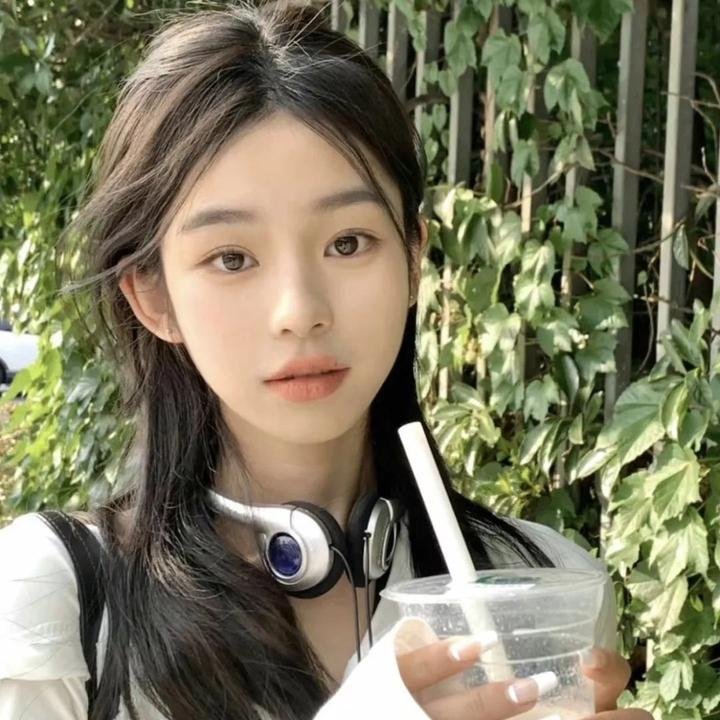 好女三头瞒